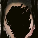 턱은 <b>갸름</b>한데 광대쪽이