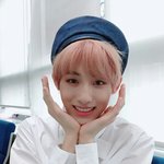 [모두드루와] <b>이쯤</b>되면 베레모 쓰고 태어난 듯한 남돌