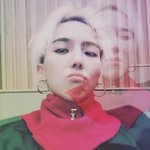 [드루와] 무엇 도서관 왔는데 <b>필통</b>을 두고옴 ;