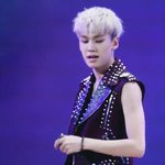 [BTOB] <b>이런옷</b>도 소화해냈던 이룬이 ㅋㅋ