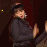블랙드레스로 팬들 한번에 사로잡은 <b>CLC</b>.gif
