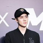 근데 세훈이 피부가 쩔었다 집마들도 이 날 다 오세훈 피부<b>찬양</b>쩌네
