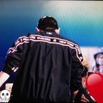 어깨빵 당하고 싶게 만드는 <b>찬열</b>.jpg