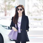 오늘자 정소민 공항패션