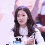 아이린이 지나가는 여자<b>스탭</b>에게 하는말