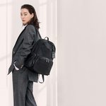 이번에 이하늬 투미 화보 찍은거 걸크 쩔어<b>따리</b>