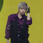 강다니엘 피지컬 지<b>린다</b> 신발