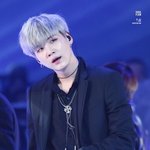 [방탄소년단] 이날 민윤기 <b>슈트</b>ㅜㅠㅠㅠㅠ