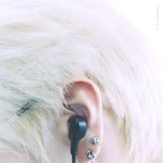 걸그룹 만큼 <b>화려</b>한 남돌 피어싱