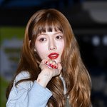 처음으로 앞머리 짧게 자른 현아(+사진)