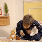 [시우민] <b>집사</b>짬바가 느껴지는 시우민 ㅋㅋ(이불밖 미공개)