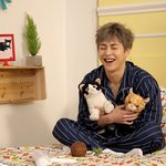 [시우민] 손호영님이 시우민보고 <b>미소</b><b>천사</b>래 ㅎㅎ