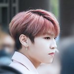 [박우진] 얘 <b>요즘</b> 미친거같어.......