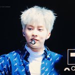 [EXO] 민석이 <b>실버</b>혼이랑 닮음