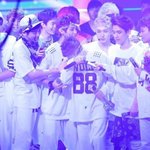 [EXO] 음악방송 1위가 <b>소원</b>이었던 너희가