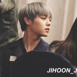 [<b>박지훈</b>] 어제자 분위기있는 사진 몇장