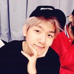 낼드디어첸<b>백시</b>컴백 두둥!!!