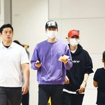 [세훈] 180409 <b>출입국</b> 고화질1