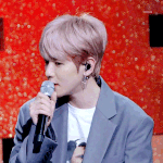 [백현] 180410 화요일은 첸백시 백현 <b>gif</b> 4