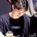 [BTOB] 멜로디랑 놀아주는 <b>모찌</b> ㅋㅋㅋ
