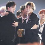 [방탄소년단] 우리는 너무 행복해