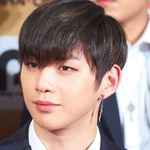 [방탈죄송] 강다니엘이랑 찹쌀떡~찹쌀떡~ <b>흑발</b> 귀요미