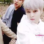 [시우민] 시우민 피부봐...하얀 <b>눈꽃</b>이 내렸어 ㅠㅠㅠㅠ