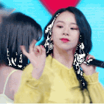 <b>채영</b> 흑발하고 머리기르니까