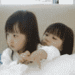 프듀48에 '뽀뽀하는 쌍둥이'<b>짤방</b> 주인공들 출연