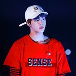 얼굴만 봐도 <b>잇몸</b> 만개