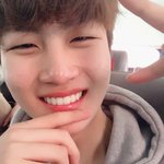 아이폰 이어폰 개빡치네?????