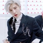[VIXX] 레오 성님 <b>T</b><b>존</b> 좋못사ㅠㅠ