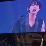 [방탄소년단] 추가+) 석찌노래부르다가 옷이