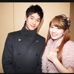 [드루와] 김수현이랑 <b>수지</b>가 좀 닮은게 우리학교에 쌍둥이있거든ㅋㅋ