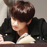 [EXO] 내가 <b>꽃밭</b>에 있는 꽃이라고.....?