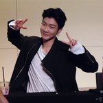 [위너] 오늘팬싸에서 아루가 <b>포</b><b>메</b>짤 안다고 따라함
