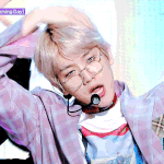 [백현] 180421 음악중심 花요일 백현.<b>gif</b> 3