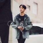 [라이관린] 린린이는 이 <b>자세</b>가 어렸을때부터 습관인듯