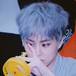 [시우민] <b>신문물</b>이 신기한 시우민ㅇㅇ