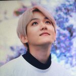 [백현] 180422 고양 스타<b>필드</b> 첸백시 팬사인회 백현 프리뷰...