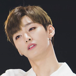 워너원 <b>윤지성</b> 매력 돋아