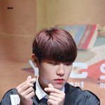 [박우진] 아/<b>이</b>/<b>돌</b>/룸 오늘 V/앱 생방 12시
