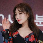 옷 되게 잘어울린다