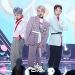 [백현] [쇼! 음악중심] 180421 EXO-CBX 花<b>요일</b> 현장...
