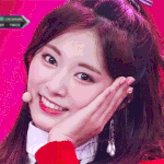 화제인 예쁜여자가 대놓고 끼부릴때 <b>GIF</b>(+트와이스)