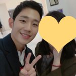 정해인 요즘 셀카 열심히 찍어주고 <b>다님</b>(+사진 有)