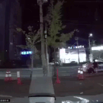 여자들은 왜 길 건널때 <b>좌우</b>를 안살핌?