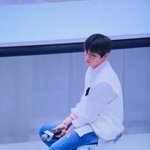 [강<b>다니엘</b>] 다리 진짜 예쁘다