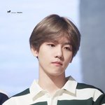 [EXO] 막 아침에 잠이깬 백현이의 모오습