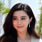 판빙빙의,'<b>부자</b>와결혼안할거냐'는 질문에 답